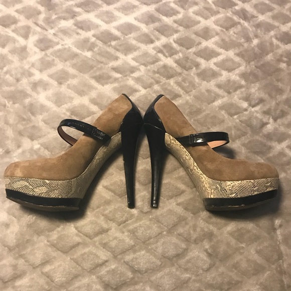 Jessica Simpson heels - Picture 3 of 6